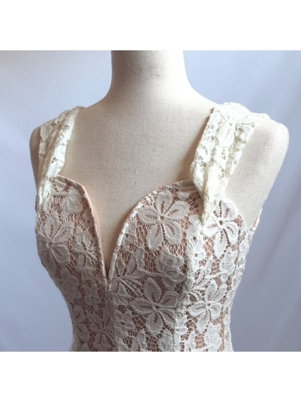 City Triangles Cream Lace Mini Dress - Picture 12 of 16